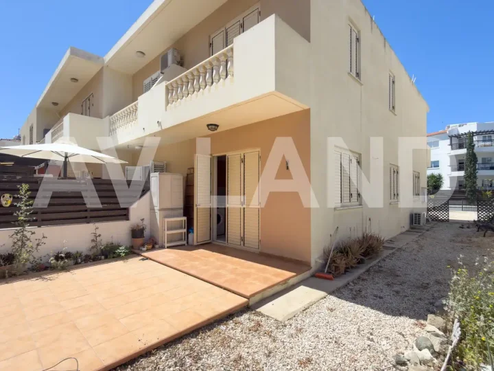 Semi-detached house for rent 116 m² in Paphos, Paphos - Universal
