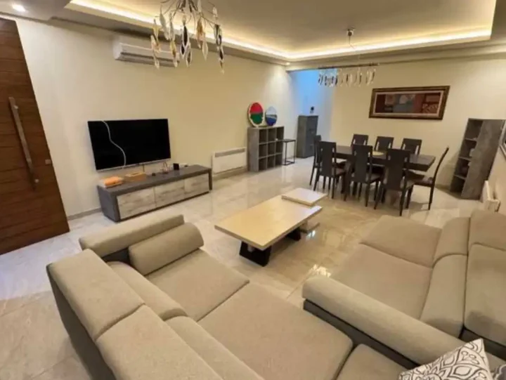 3-спальная двухквартирный дом в аренду 190 м² в Limassol, Kato Polemidia