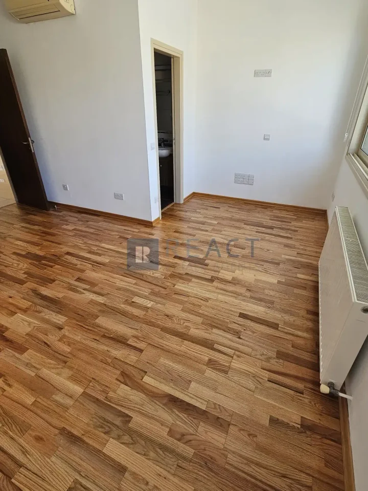 4-bedroom detached house for rent 350 m² in Nicosia, Palouriotissa