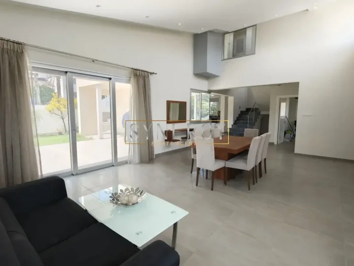 Μονοκατοικία προς ενοικίαση 244 μ² στην τοποθεσία Nicosia, Latsia - Agios Georgios