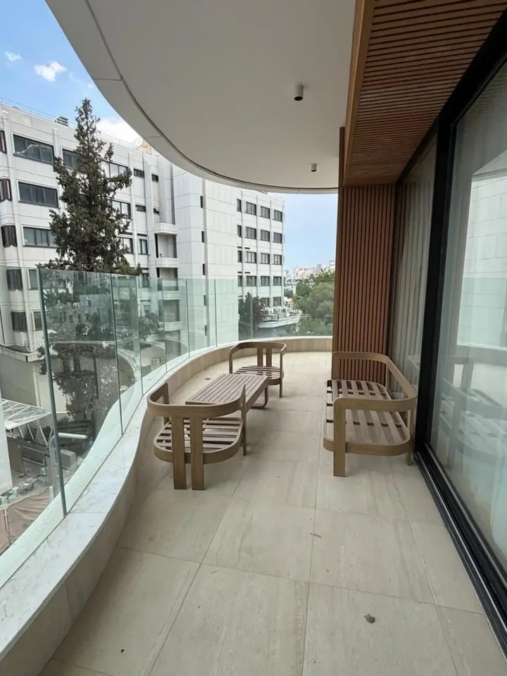 3-bedroom apartments for rent 160 m² in Nicosia, Nicosia - Trypiotis