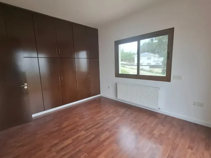 5-bedroom detached house for rent 280 m² in Limassol, Parekklisia