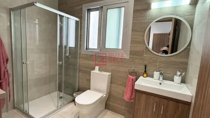 Semi-detached house for rent 150 m² in Limassol, Kato Polemidia
