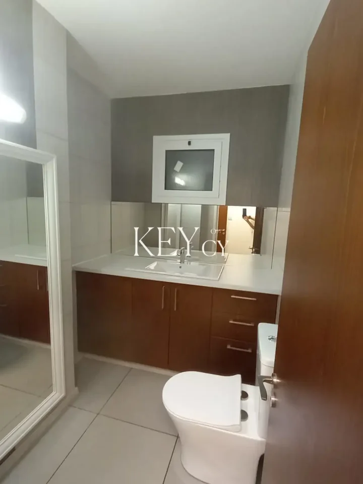 Офис 115 м² в аренду в Limassol, Limassol - Agia Zoni