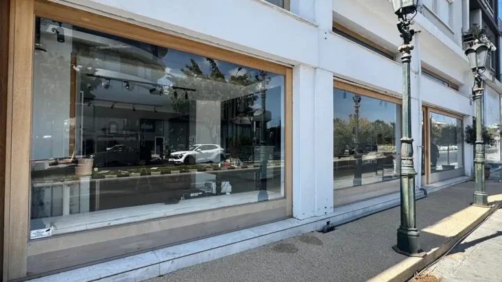Office 140 m² for rent in Limassol, Limassol - Agia Zoni