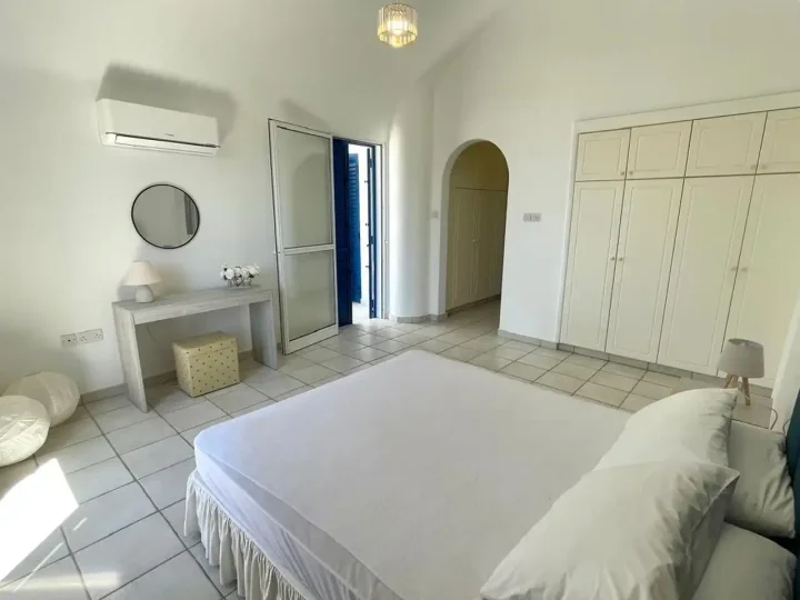 Villa for rent 258 m² in Paphos, Chlorakas