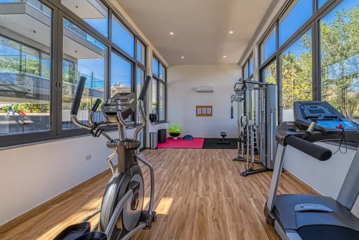 Apartments for rent 120 m² in Limassol, Limassol - Mesa Geitonia