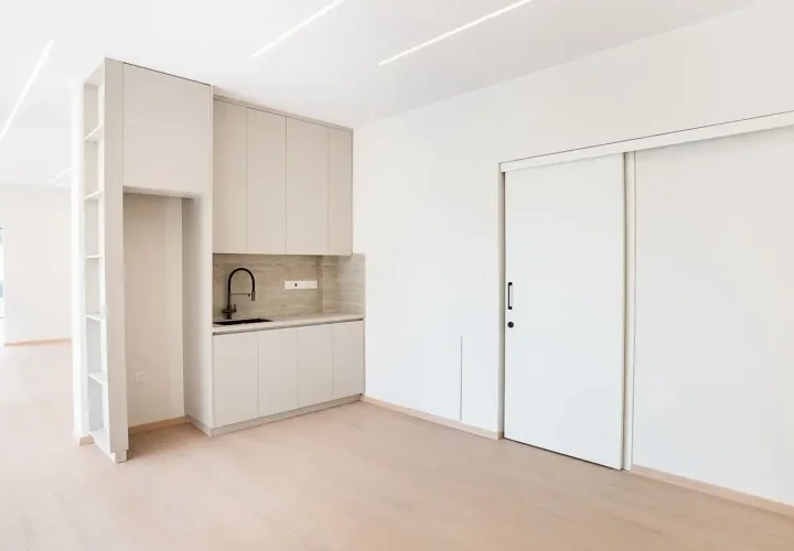 Office 200 m² for rent in Limassol, Limassol - Katholiki