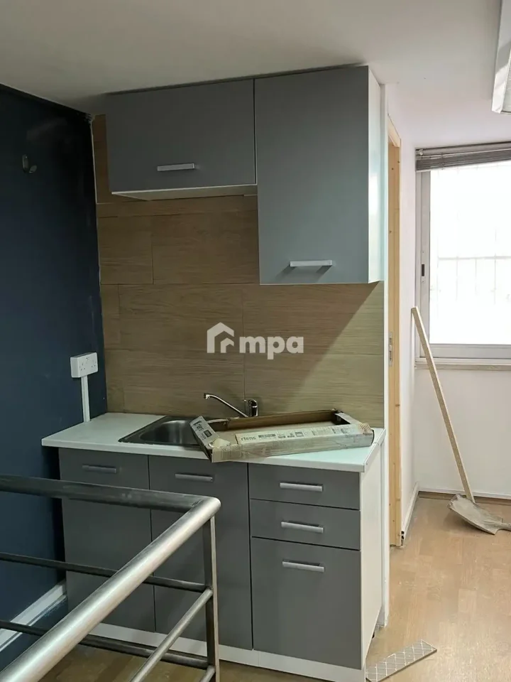 Εμπορική περιοχή 49 μ² προς ενοικίαση στην τοποθεσία Nicosia, Nicosia - Lykabittos