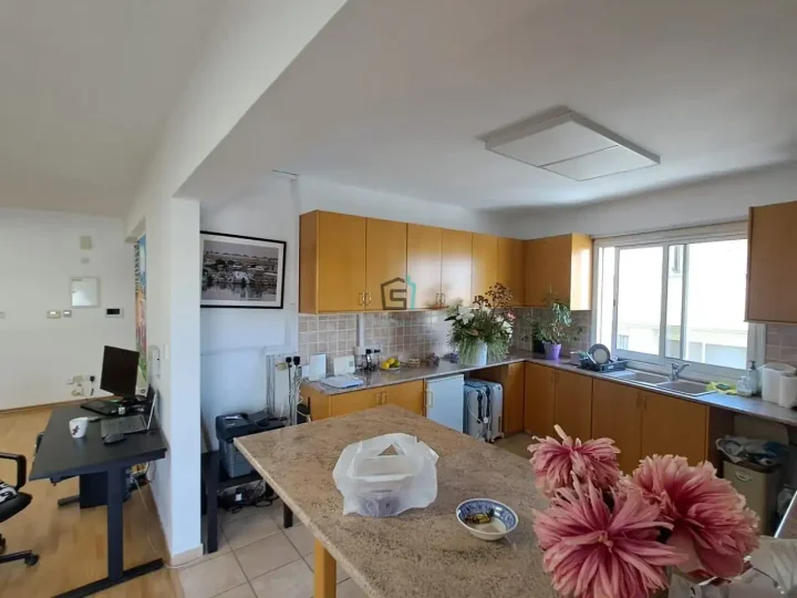 Γραφείο 100 μ² προς ενοικίαση στην τοποθεσία Limassol, Limassol - Agios Nicolaos