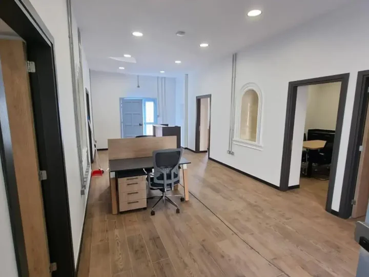 Office 140 m² for rent in Limassol, Limassol - Agia Triada