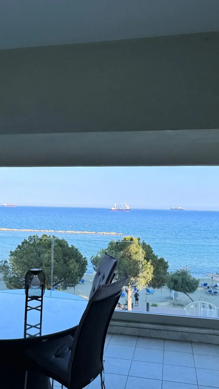 3-bedroom apartments for rent 150 m² in Limassol, Limassol Marina