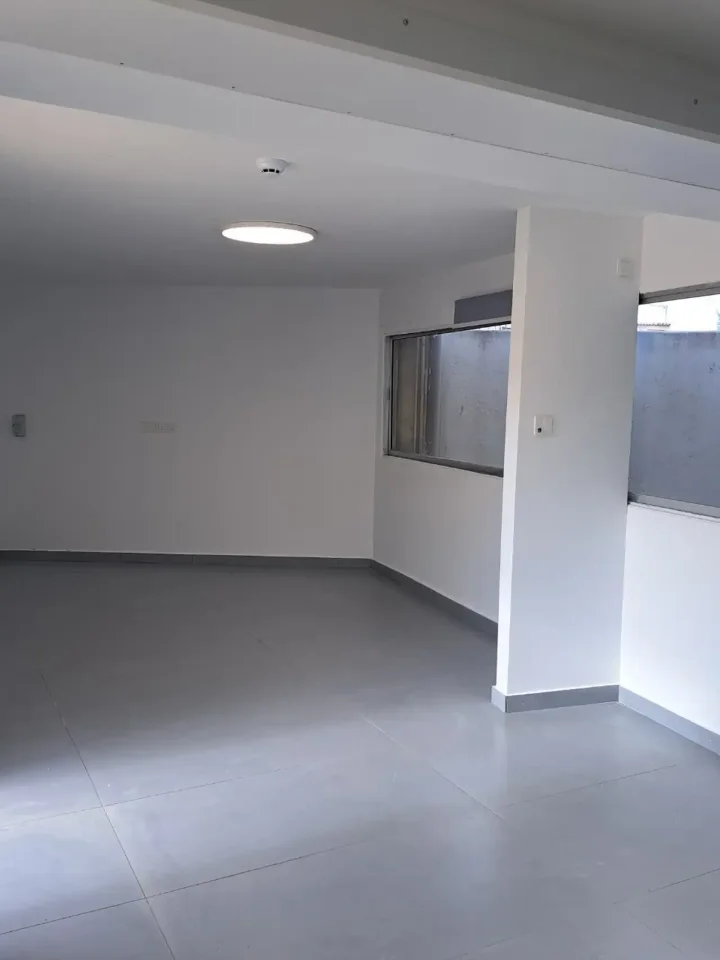 Trading area 250 m² for rent in Paphos, Paphos - Agios Theodoros
