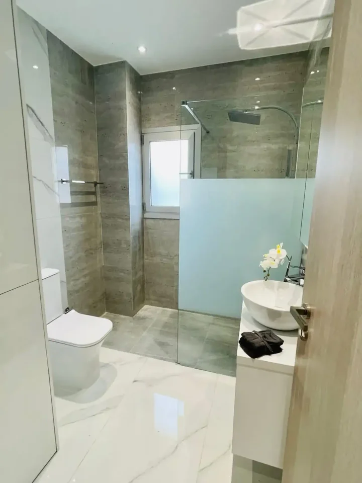 2-bedroom apartments for rent 75 m² in Limassol, Germasogeia Tourist Area