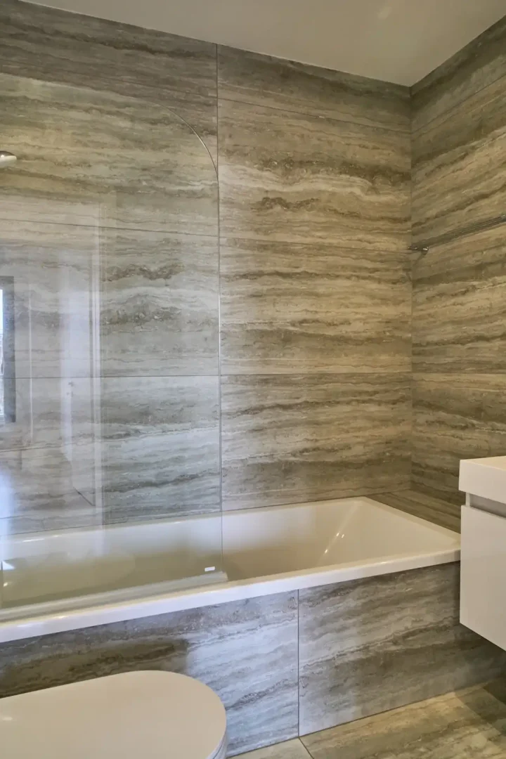 Apartments for rent 140 m² in Limassol, Germasogeia