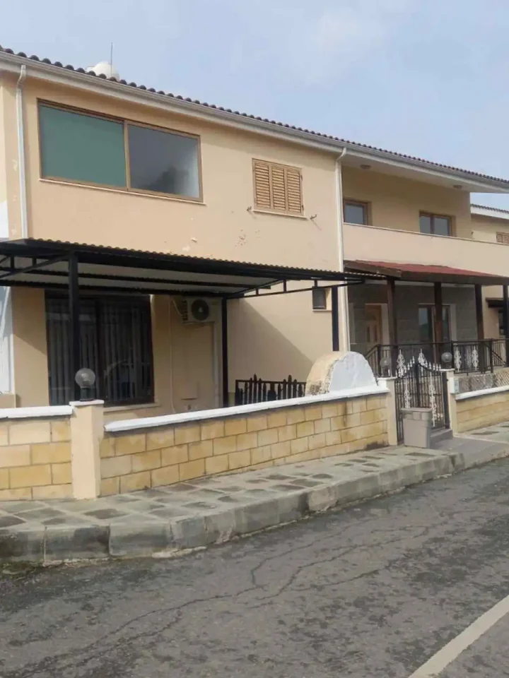 Detached house for rent 365 m² in Paphos, Polemi