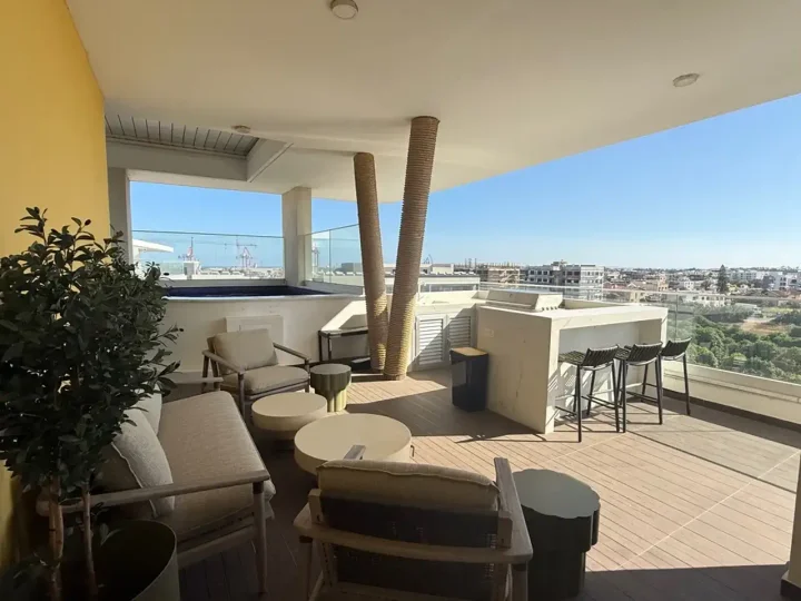 3-bedroom penthouse for rent 160 m² in Limassol, Limassol - Agios Spyridon