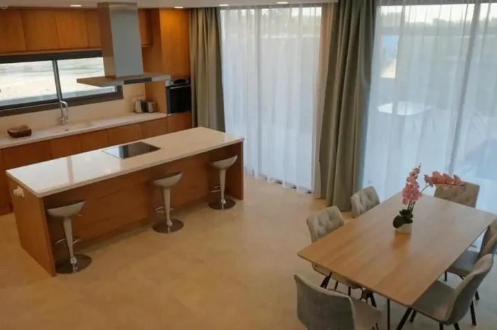 Detached house for rent 215 m² in Paphos, Geroskipou