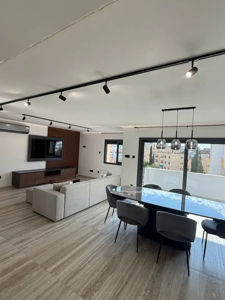 Apartments for rent 222 m² in Nicosia, Agioi Omologites