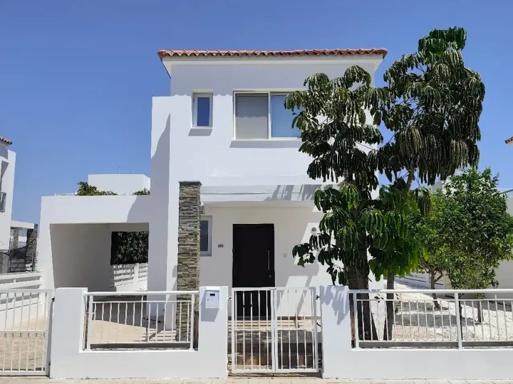 Villa for rent 120 m² in Larnaca, Perivolia Larnakas