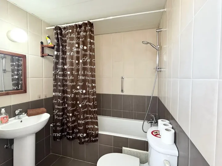 Residential properties for rent 70 m² in Paphos, Tombs Of the Kings
