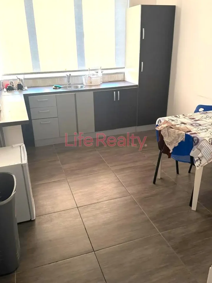 Γραφείο 300 μ² προς ενοικίαση στην τοποθεσία Limassol, Parekklisia