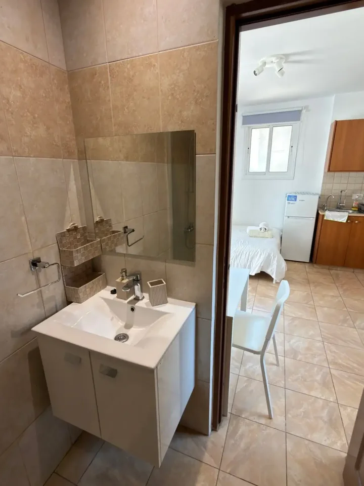 Studio for rent 40 m² in Limassol, Historical Center